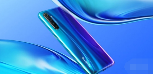 Realme x2是曲面屏吗。